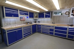 Beach House Garage with Moduline Drawer Cabinets